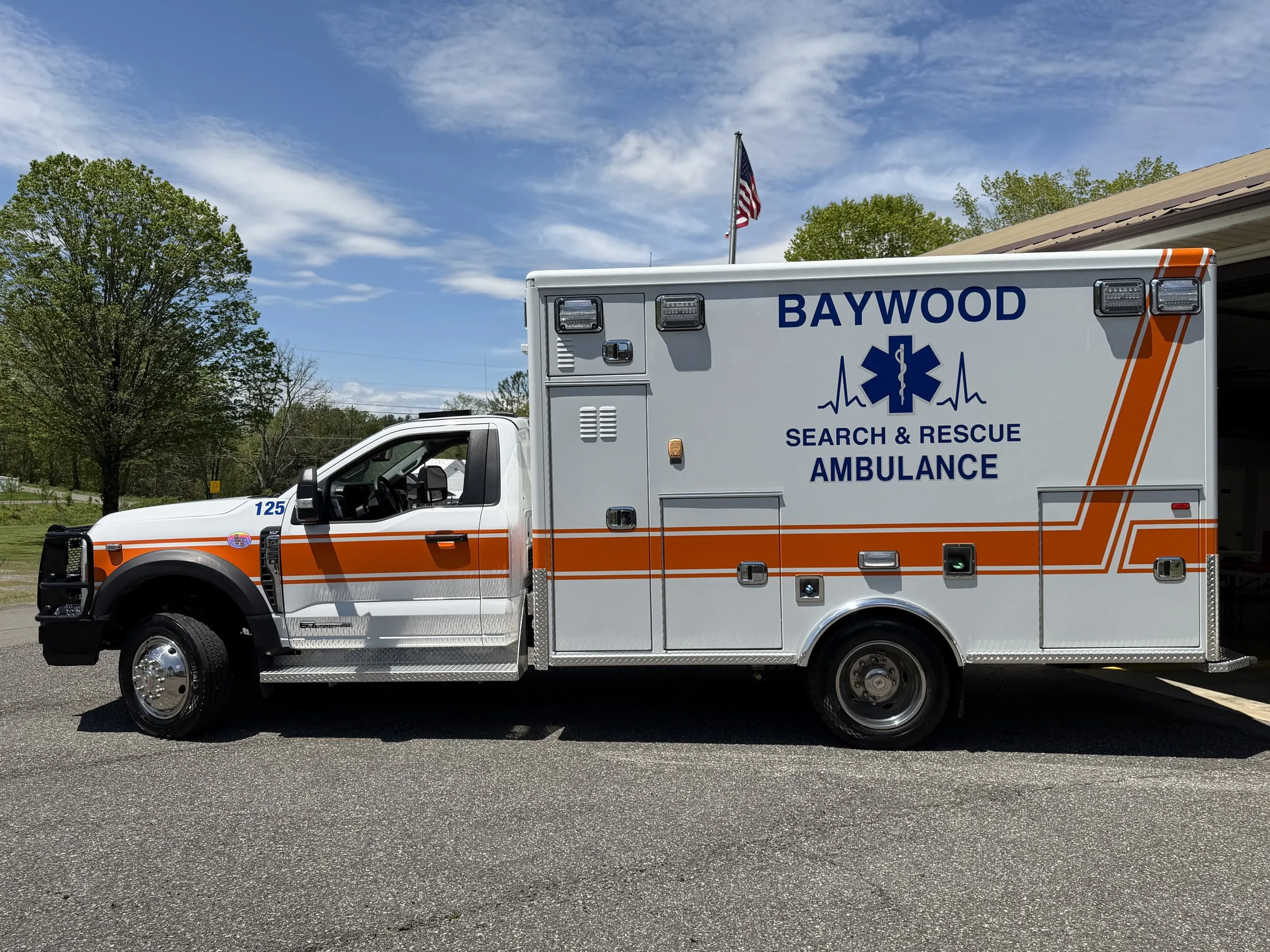 Driver-side view of Baywood's ALS ambulance